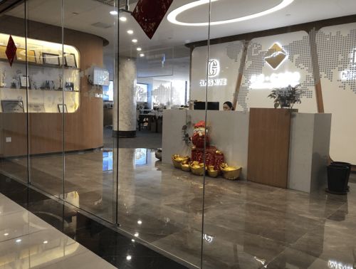海口年會(huì)盛大啟幕，后市場(chǎng)精品服務(wù)企業(yè)閃耀2021中國(guó)汽車(chē)流通行業(yè)年會(huì)暨博覽會(huì)